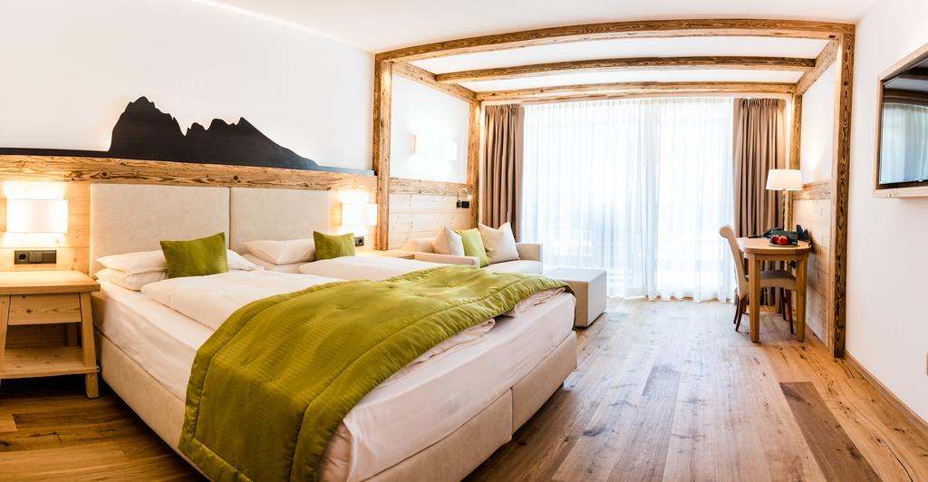 Vitalhotel Dosses Santa Cristina Val Gardena Dış mekan fotoğraf